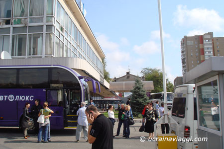 Autostazione di Odessa vista di lato